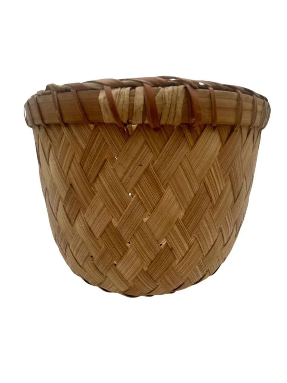 Handwoven Natural Reed Basket Round Design Lightweight & Durable Storage  Decor